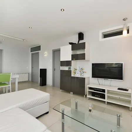 Ref-ali52 Apartman