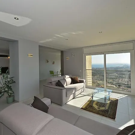 Ref-ali52 Apartman *
